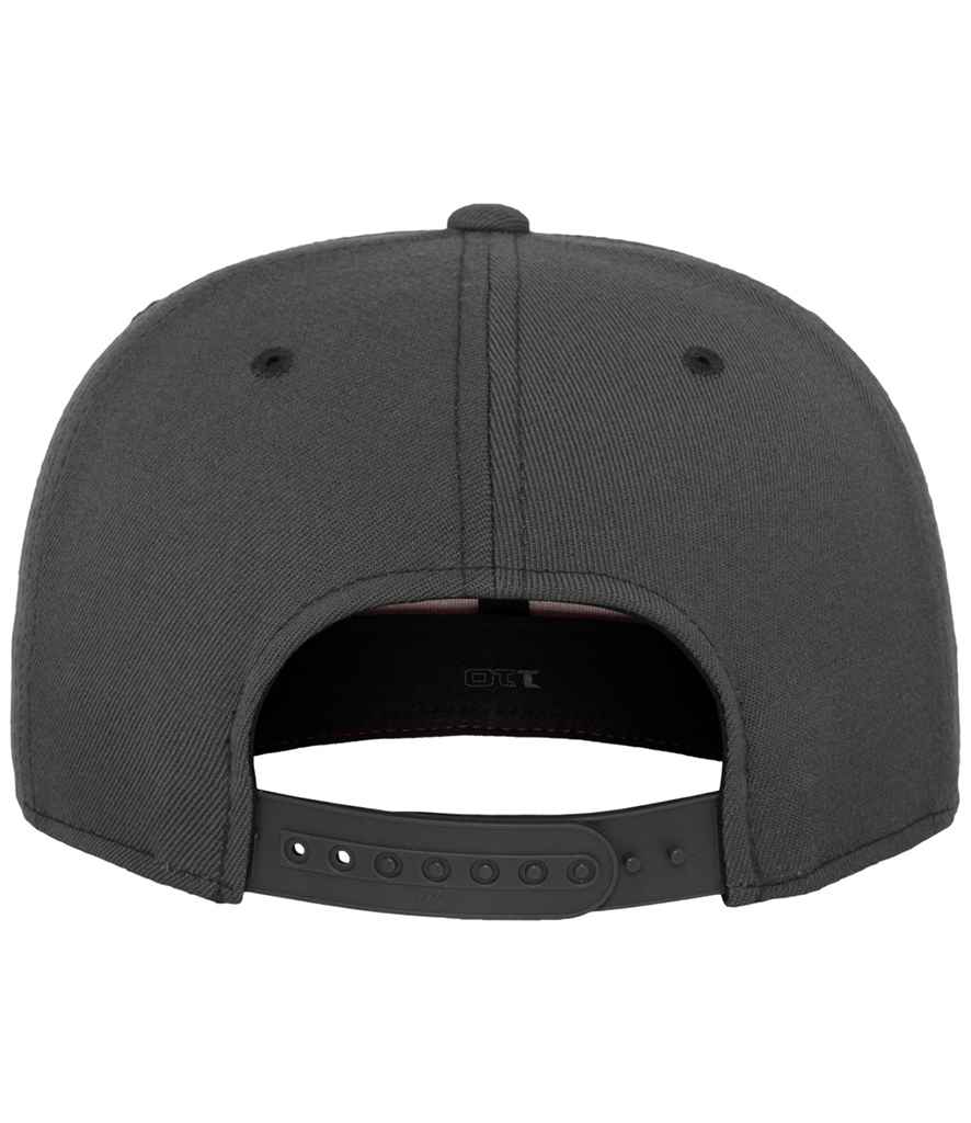 Flexfit Fitted Snapback Cap