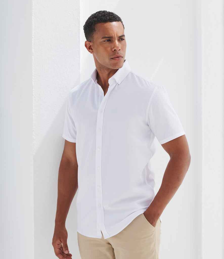 Henbury Short Sleeved Cotton Feel Coolplus® Shirt