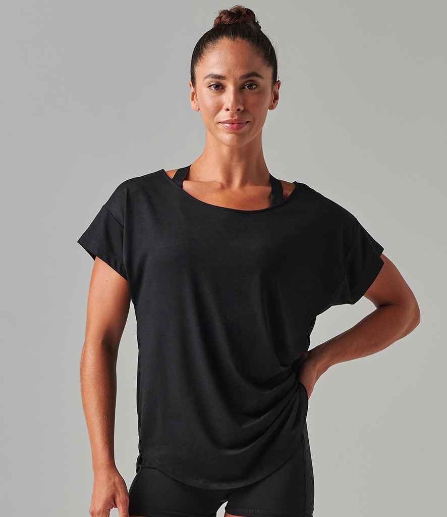 Tombo Scoop Neck T-Shirt | Black